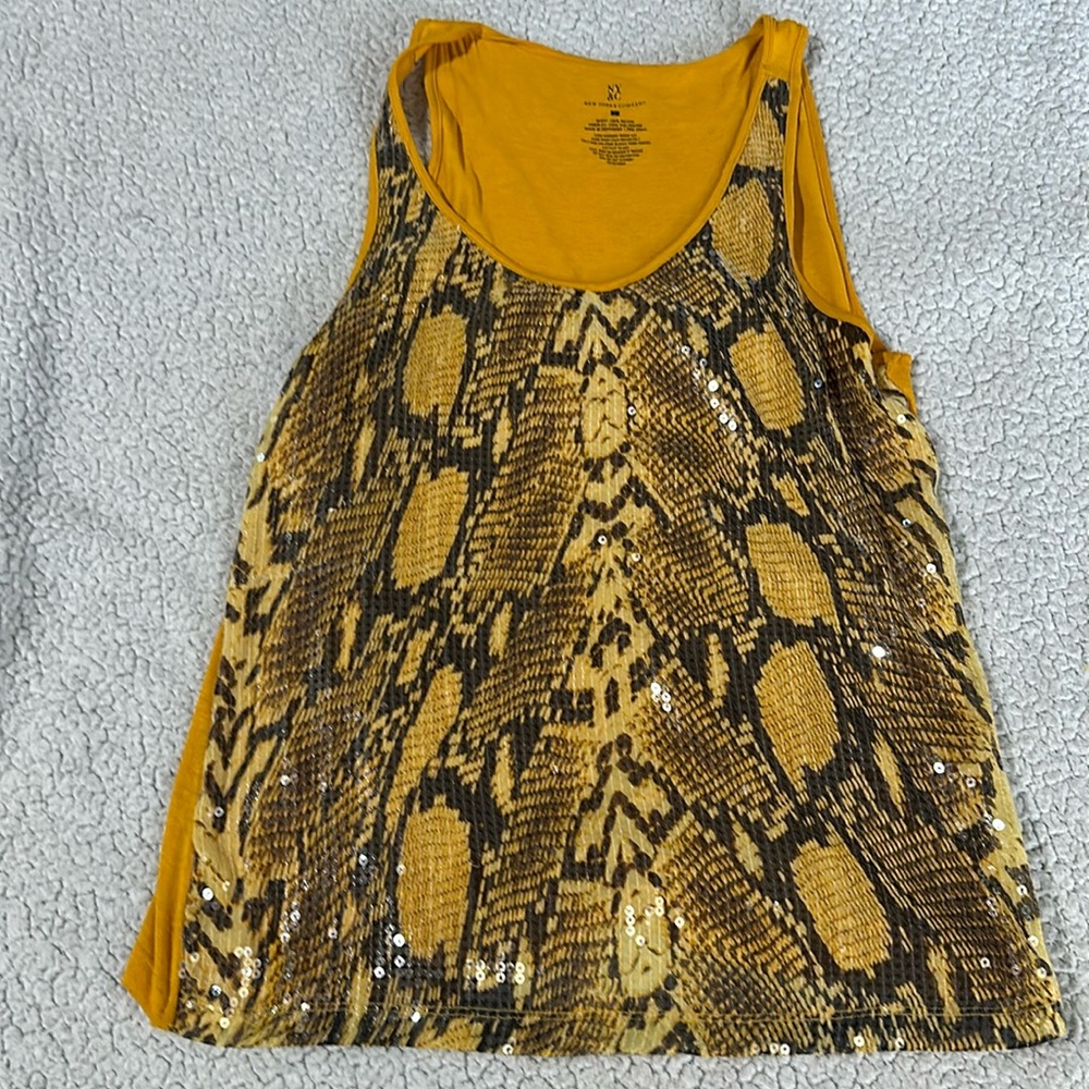 Women’s New York & co sequence tank